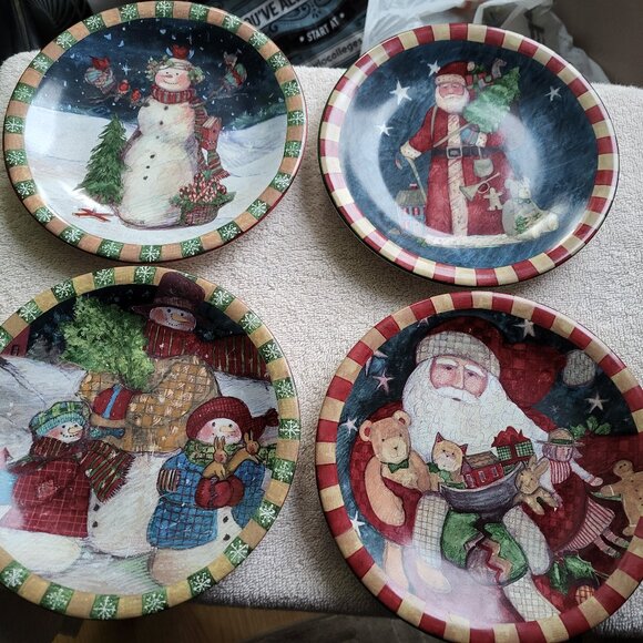 Set of 4 Certified International Susan Winget Christmas salad plates GUC - Picture 2 of 10